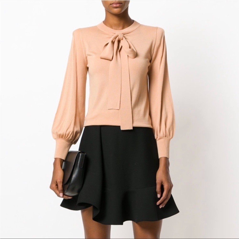 Chloé 🎥 Guilty Party TV Show bow-tie knit sweater